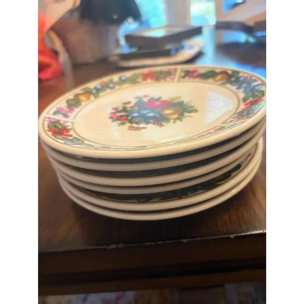 Eden Tabletops Unlimited vintage set of six small Fruit Motif salad/deser Plates